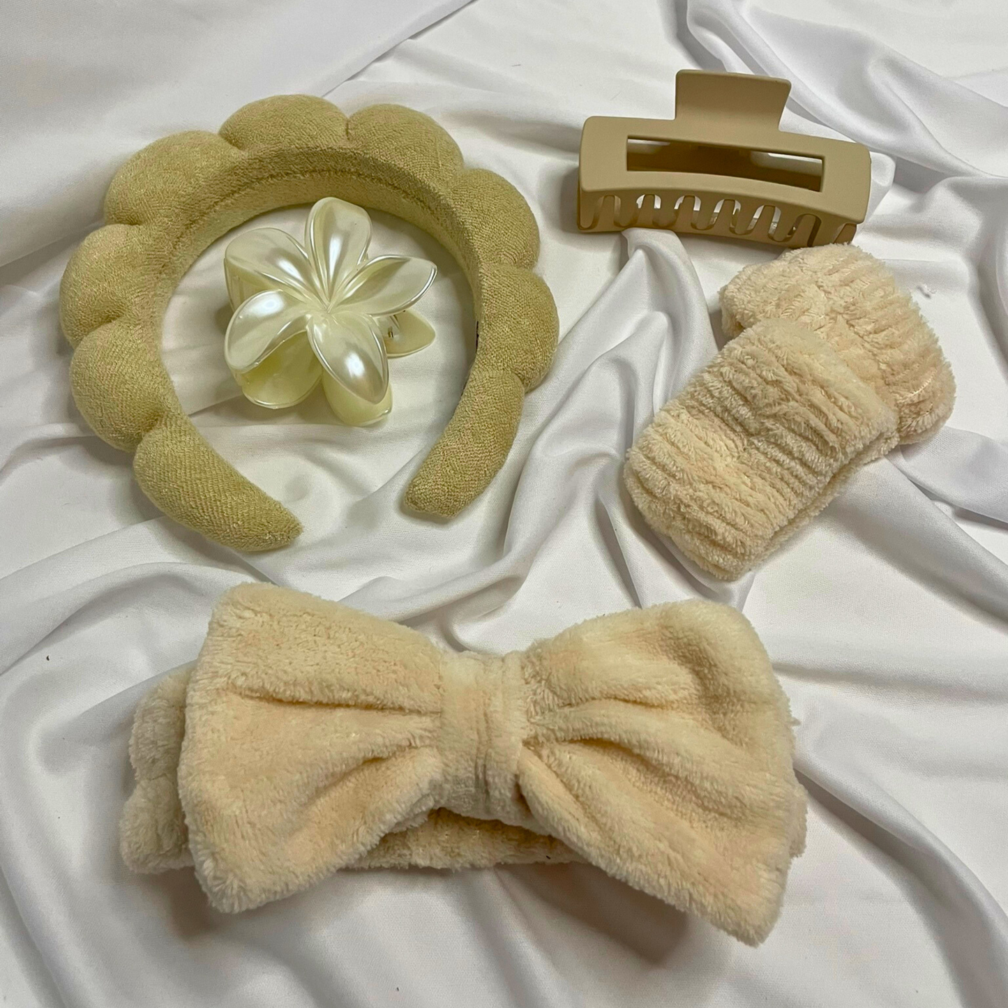 5pcs Headband, Wristbands for Skin Care with With Hair Clips